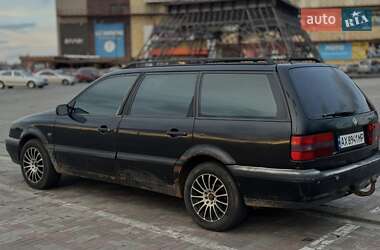 Универсал Volkswagen Passat 1995 в 