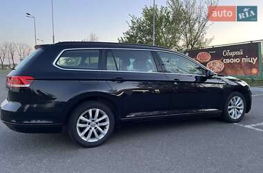 Универсал Volkswagen Passat 2015 в 