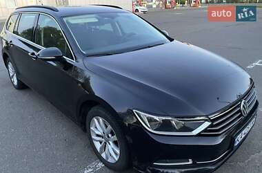 Универсал Volkswagen Passat 2015 в 