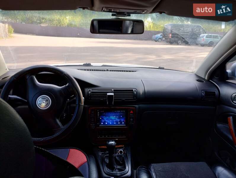 Седан Volkswagen Passat 2002 в Сумах