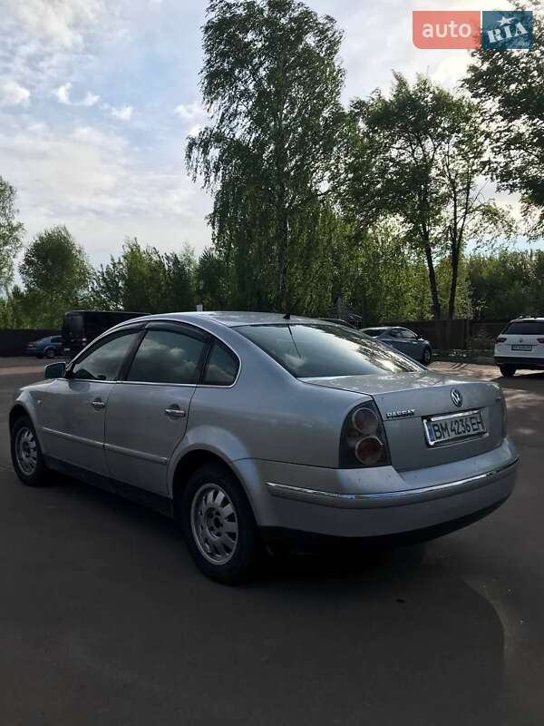 Седан Volkswagen Passat 2002 в Сумах