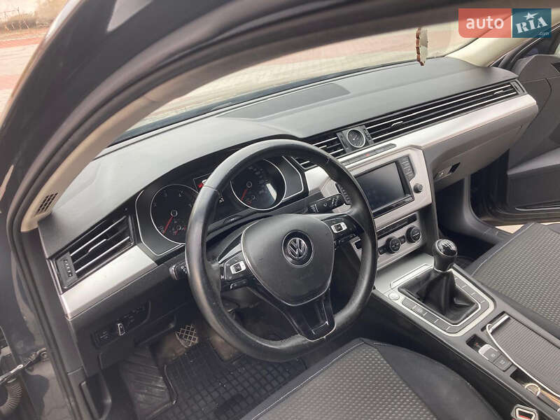Универсал Volkswagen Passat 2016 в Мукачево