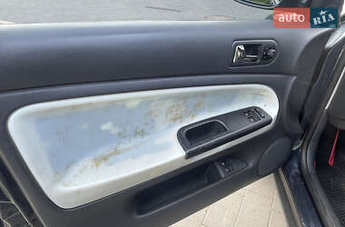 Універсал Volkswagen Passat 2005 в 