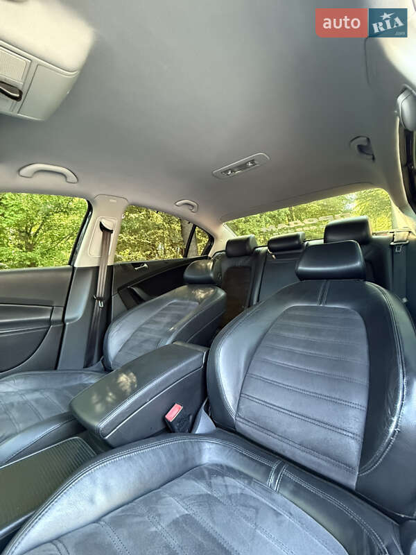 Седан Volkswagen Passat 2008 в Чернівцях