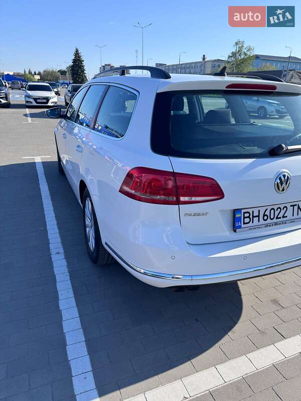 Универсал Volkswagen Passat 2012 в Виннице