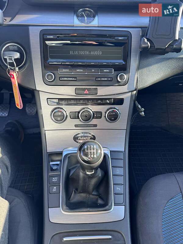 Универсал Volkswagen Passat 2012 в Виннице