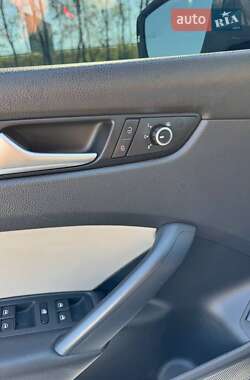 Седан Volkswagen Passat 2015 в 
