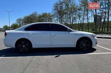 Седан Volkswagen Passat 2015 в 