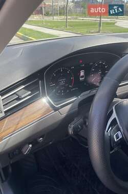 Седан Volkswagen Passat 2017 в 