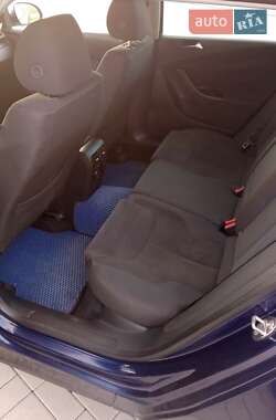 Універсал Volkswagen Passat 2006 в 