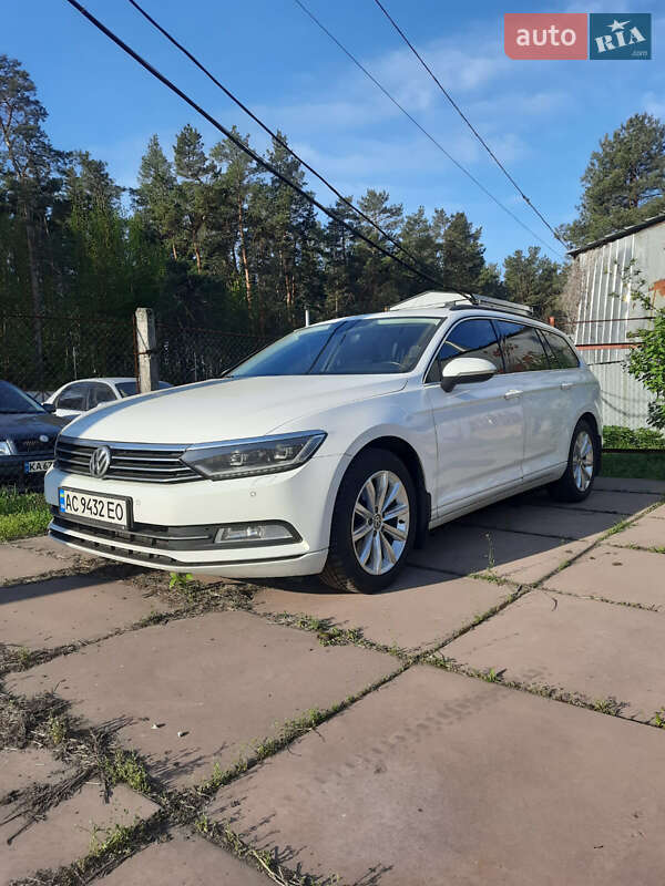 Универсал Volkswagen Passat 2017 в Киеве фото 4 Универсал Volkswagen Passat 2017 в Киеве
