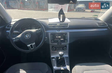 Універсал Volkswagen Passat 2010 в 