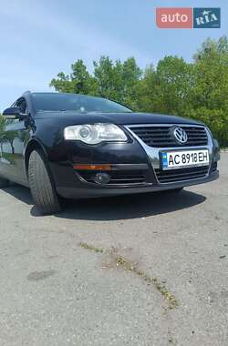 Універсал Volkswagen Passat 2008 в 