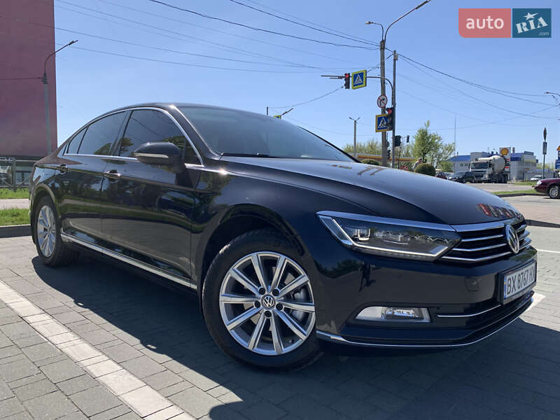Седан Volkswagen Passat 2017 в Хмельницькому