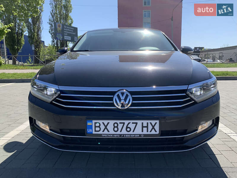 Седан Volkswagen Passat 2017 в Хмельницькому