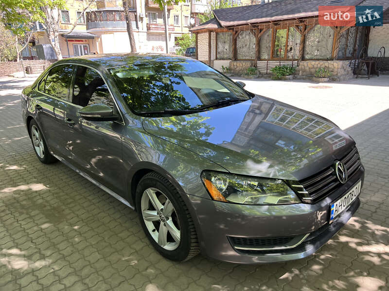 Volkswagen Passat 2012