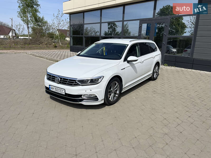 Універсал Volkswagen Passat 2017 в Прилуках