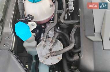 Універсал Volkswagen Passat 2012 в 
