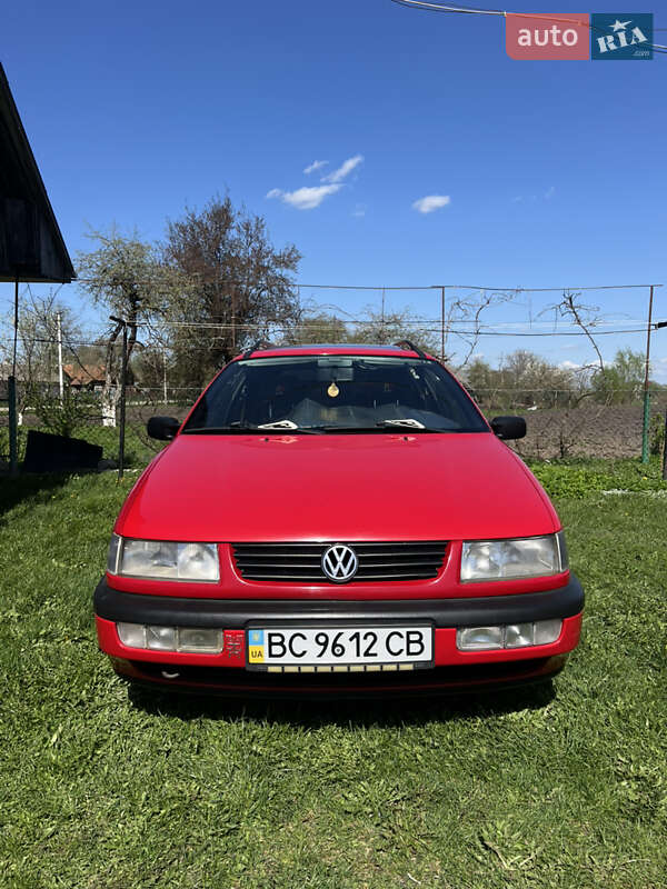 Универсал Volkswagen Passat 1995 в Львове