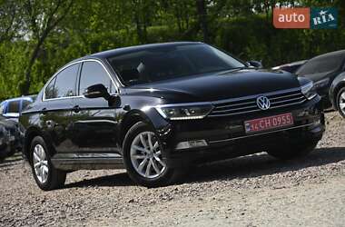 Седан Volkswagen Passat 2017 в 