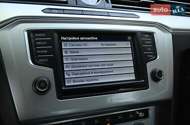 Седан Volkswagen Passat 2017 в 