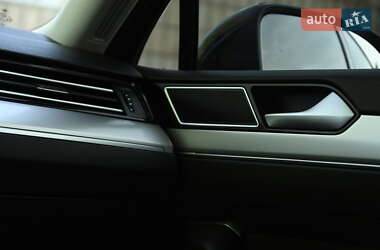 Седан Volkswagen Passat 2017 в 