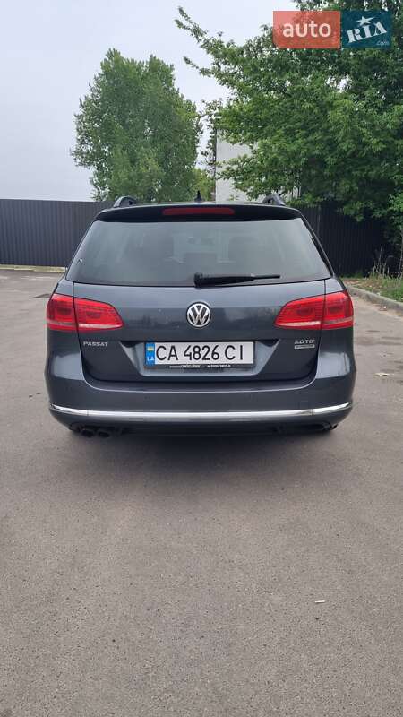 Універсал Volkswagen Passat 2011 в Києві