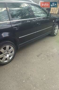 Універсал Volkswagen Passat 2002 в 