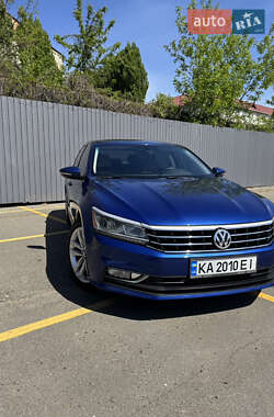 Седан Volkswagen Passat 2016 в 