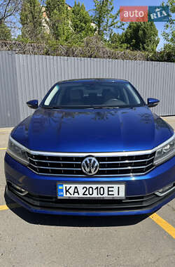 Седан Volkswagen Passat 2016 в 