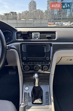Седан Volkswagen Passat 2016 в 