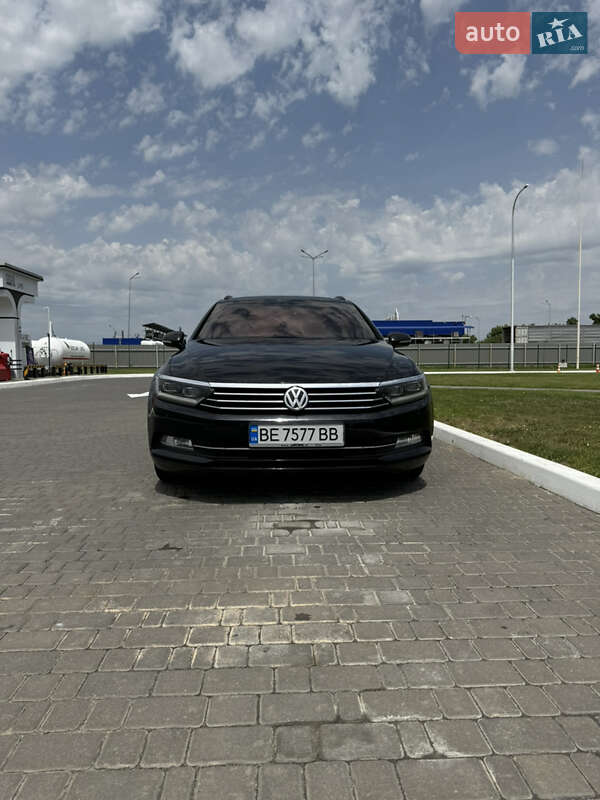 Універсал Volkswagen Passat 2015 в Миколаєві