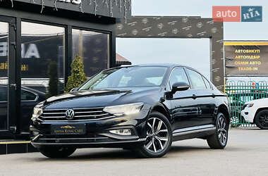 Седан Volkswagen Passat 2022 в Харькове