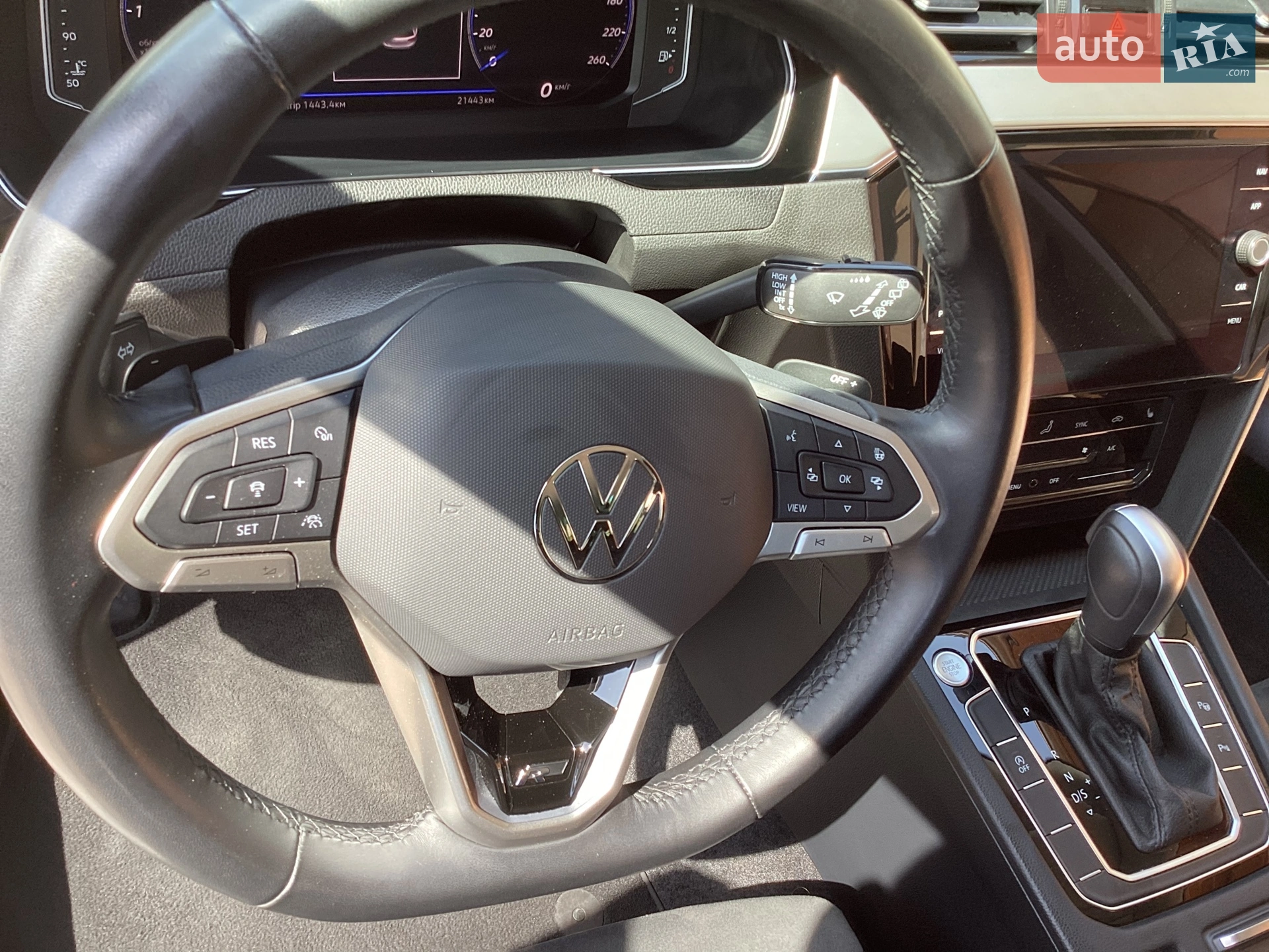 2024 Volkswagen Passat - мініатюра 23