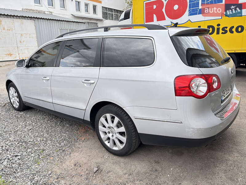 Універсал Volkswagen Passat 2010 в Вінниці