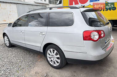 Универсал Volkswagen Passat 2010 в 