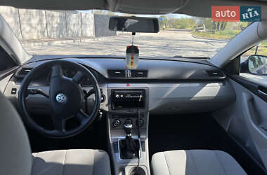 Седан Volkswagen Passat 2009 в 