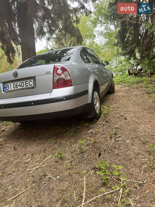 Седан Volkswagen Passat 2001 в Конотопі