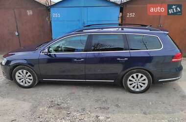 Універсал Volkswagen Passat 2011 в 