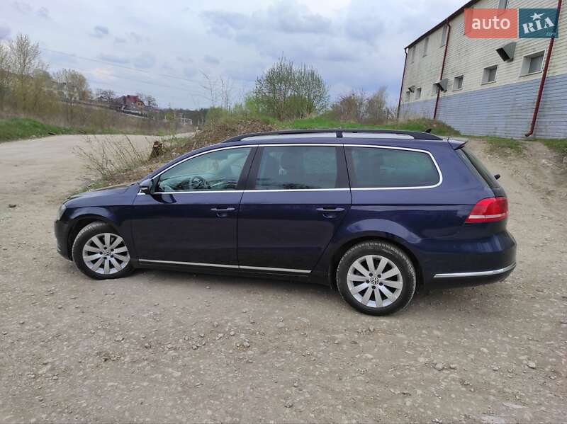 Універсал Volkswagen Passat 2011 в 