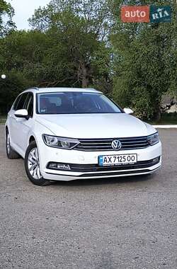 Універсал Volkswagen Passat 2017 в Полтаві