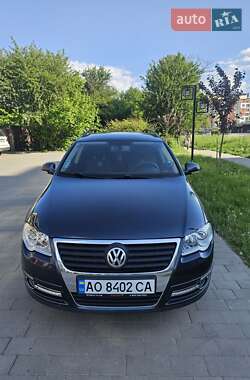 Універсал Volkswagen Passat 2006 в Ужгороді