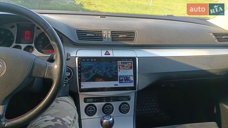 Седан Volkswagen Passat 2006 в Буске