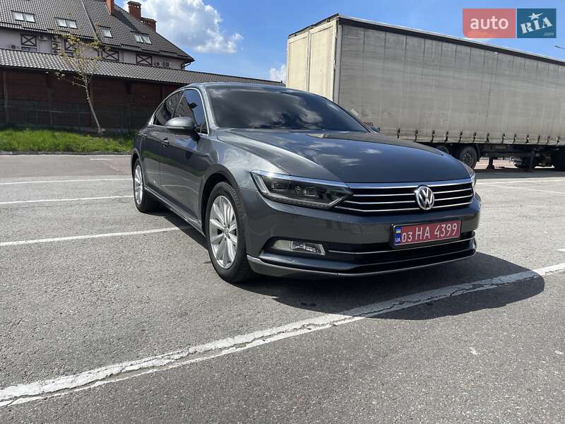 Седан Volkswagen Passat 2016 в 