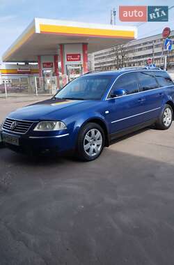 Універсал Volkswagen Passat 2002 в Житомирі