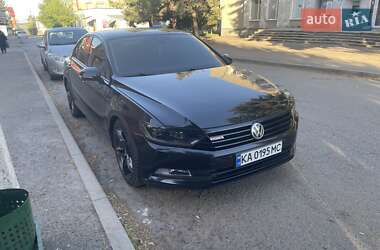 Седан Volkswagen Passat 2015 в Немирове