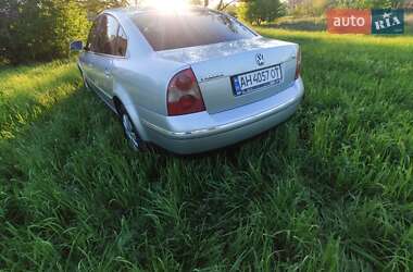 Седан Volkswagen Passat 2004 в 