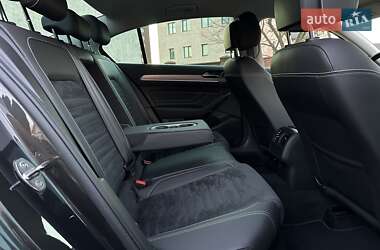 Седан Volkswagen Passat 2021 в 