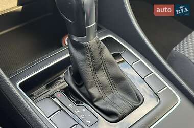 Седан Volkswagen Passat 2014 в 