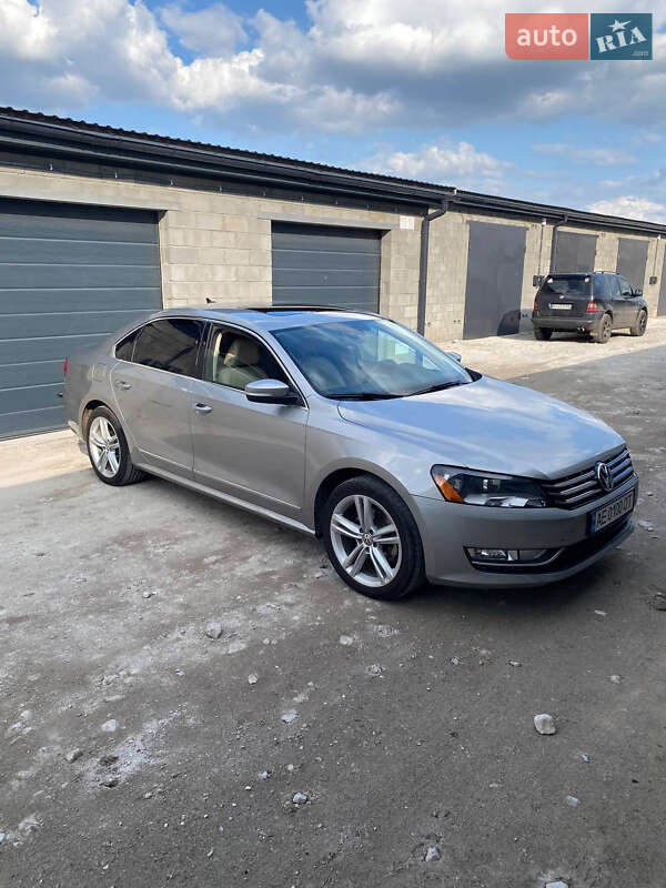 Седан Volkswagen Passat 2013 в 